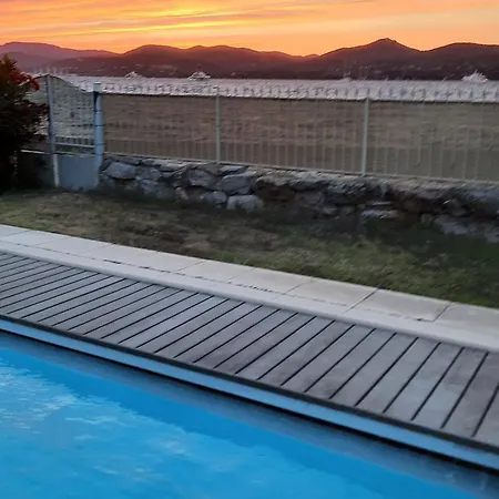 度假居 Playa Del Sol -b5 *